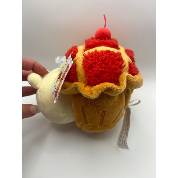 Anirollz Bakery Bunniroll in Cherry Pie - Picture 3 of 8